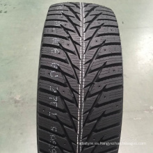 Neumáticos de invierno nuevos con Stud 205/60R16 Hecho en los neumáticos de automóviles de China